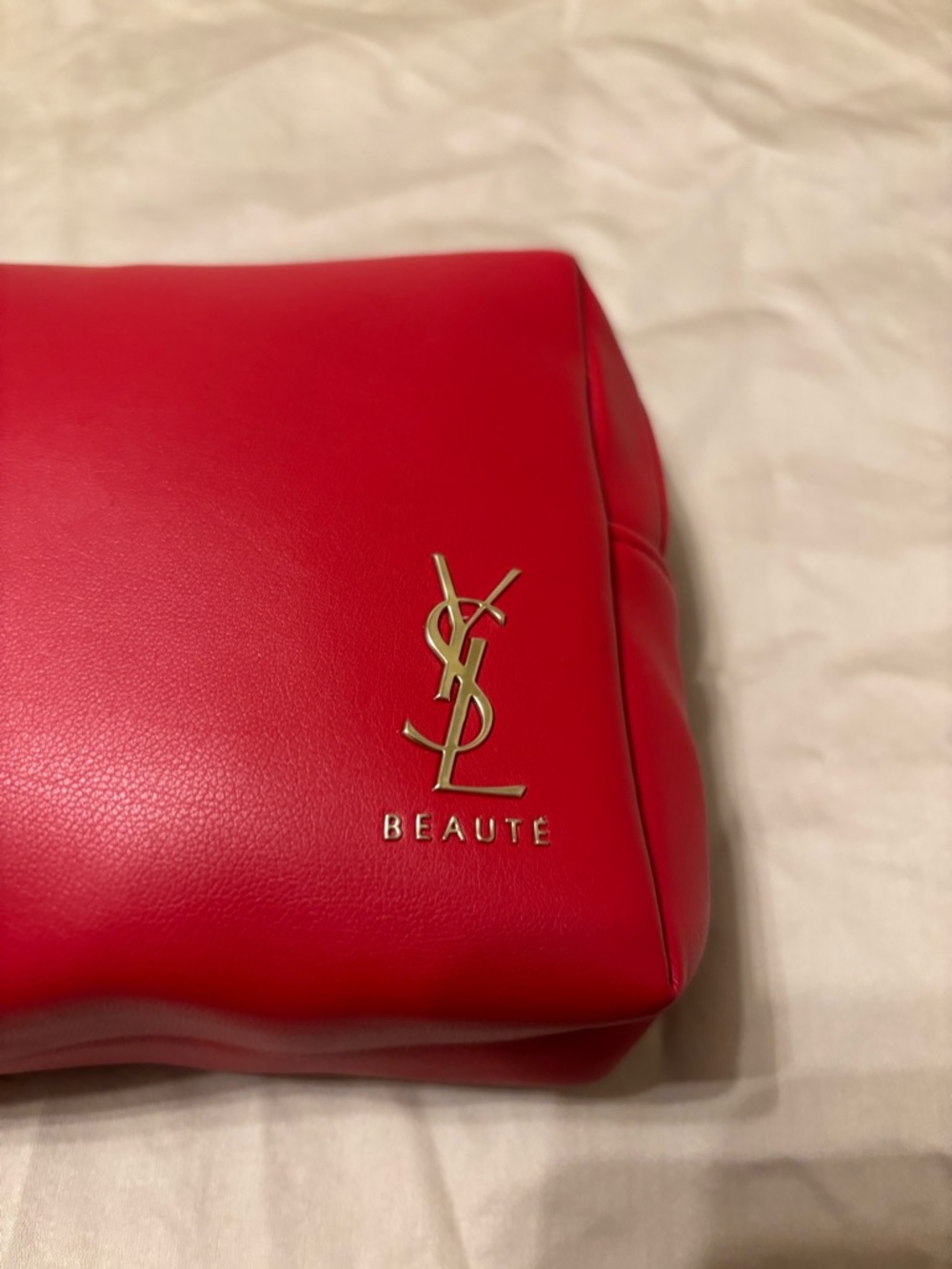 YSL Beauté Red Cosmetic Bag Gold Logo Makeup Pouch Travel Case - Picture 3 of 8